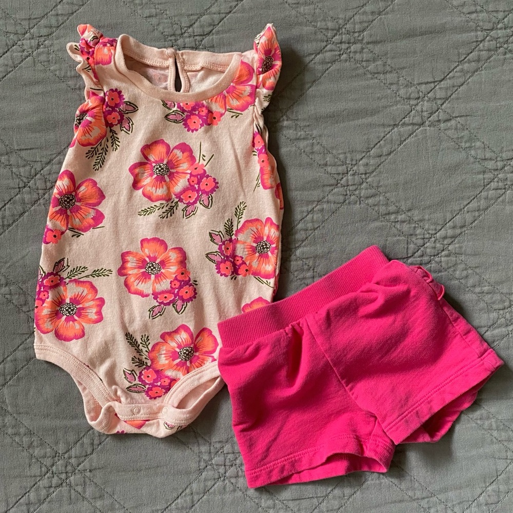 Pink Baby Outfit Lot ✨$6 BUNDLE✨ Size 9 months